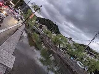 城崎温泉を通過中